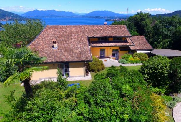 Exclusive Villa in Arona with magnificent views of Lake Maggiore 0