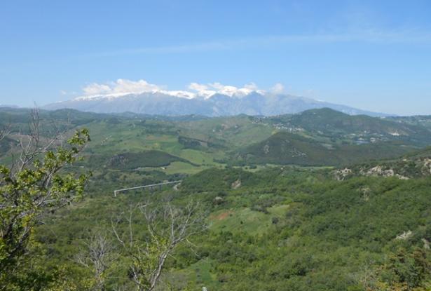 2 houses and building land in Bomba Abruzzo