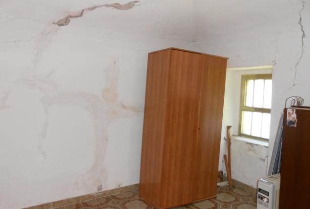 2 houses and building land in Bomba Abruzzo