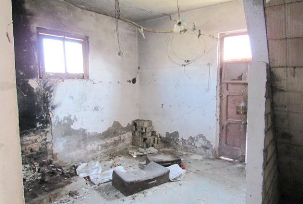 Farm house to restore in Abruzzo Italy