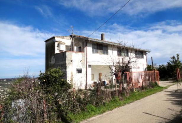Farm house for sale in Abruzzo