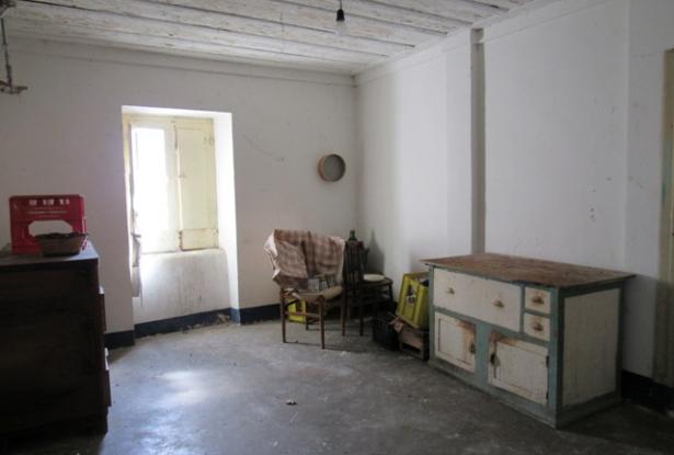 Farm house in the mountains for sale Abruzzo Italy