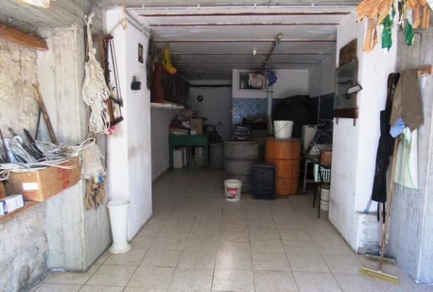 House in the countryside for sale in Abruzzo Italy