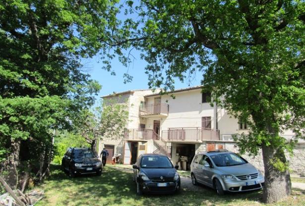 House in the countryside for sale in Abruzzo Italy