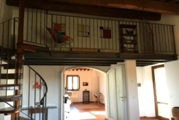 Umbertide – Three-Bedroom Apartment in Country House with Pool (Ref. 05u) 1
