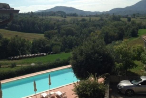 Umbertide – Three-Bedroom Apartment in Country House with Pool (Ref. 05u) 8