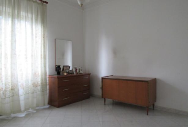 First floor apartment with external rustic kitchen and car park. 8