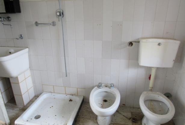 9,000 sqm of land with 2 bedroom, habitable house close to tourist attractions. 3