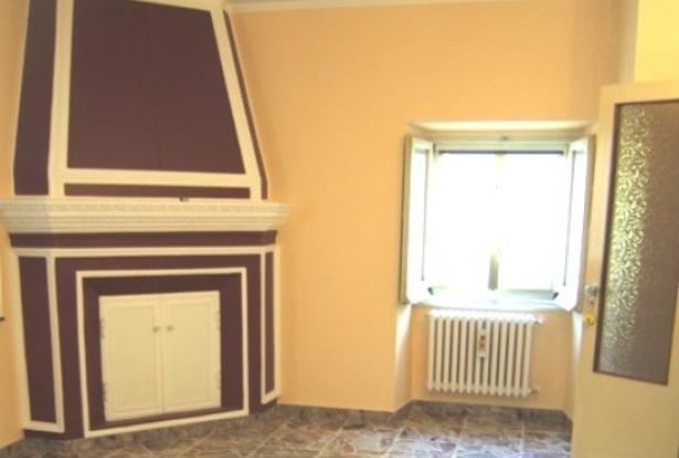Palazzo Lupini is available for short and long term rentals located in the city center of Lanciano, Central Italy 11