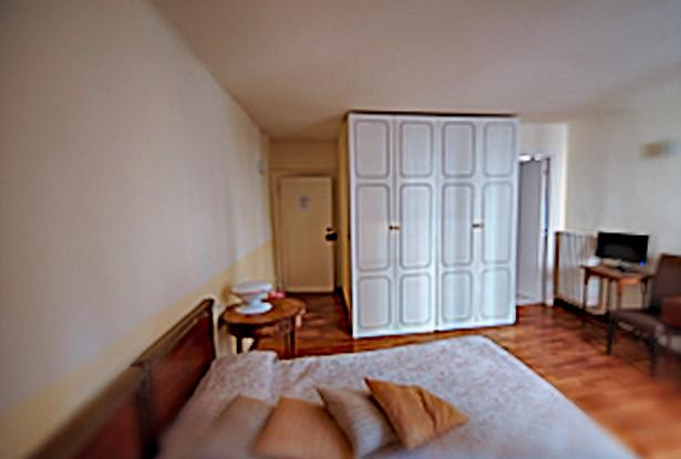 Venice- St. Mark’s district , charming apartment with canal view. Ref. 162c 9