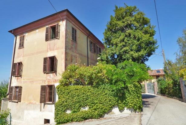 villa for sale langhe piedmont villa for sale langhe piedmont