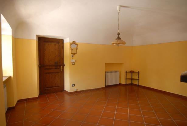 country house for sale in Dogliani / Langhe country house for sale in Dogliani / Langhe