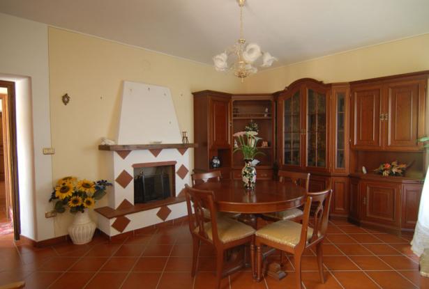country house for sale in Dogliani / Langhe country house for sale in Dogliani / Langhe