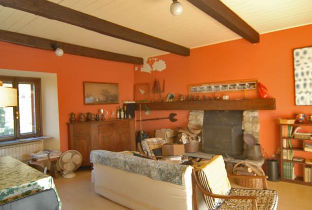 Farmhouse for sale in langhe area Farmhouse for sale in langhe area