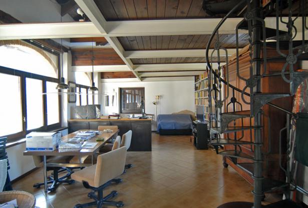 Farmhouse for sale in langhe area Farmhouse for sale in langhe area