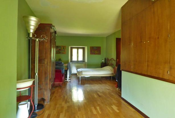 Farmhouse for sale in langhe area Farmhouse for sale in langhe area