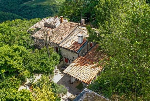 Tregnago, restored rustic portion 0