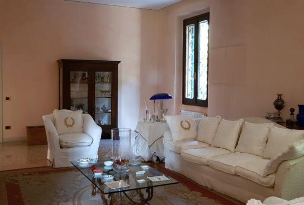 Valdobbiadene (Treviso) Charming Venetian villa with park ref.53a 5