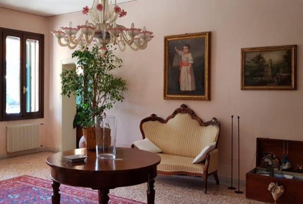 Valdobbiadene (Treviso) Charming Venetian villa with park ref.53a 6