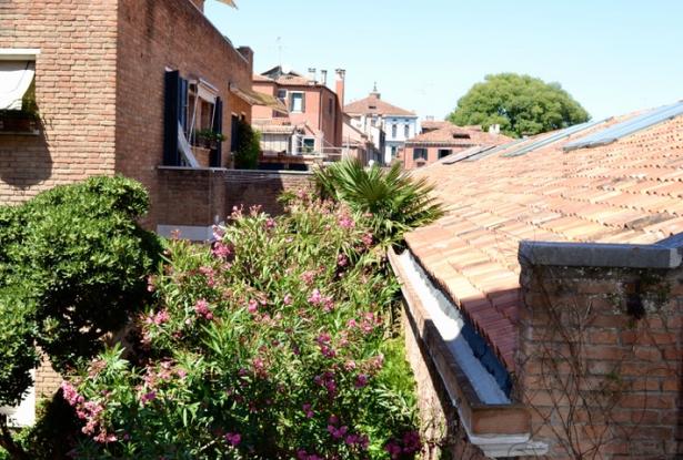 Venice - Dorsoduro elegant 2 bedroom apartment by the Giudecca canal. ref.176c 9