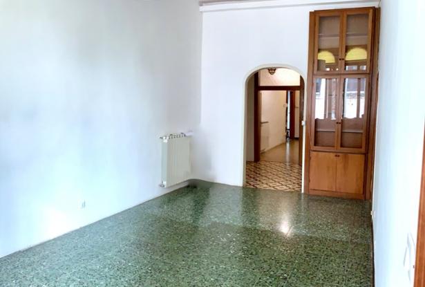 Venice - Castello noble floor overlooking a canal. ref.175c 7