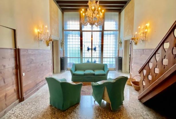 Venice - Santa Croce – Stunning noble floor – ref.177c 1
