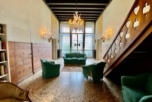 Venice - Santa Croce – Stunning noble floor – ref.177c 15