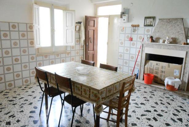 Detached, stone, habitable country house with 500sqm of garden and open mountain views. 2
