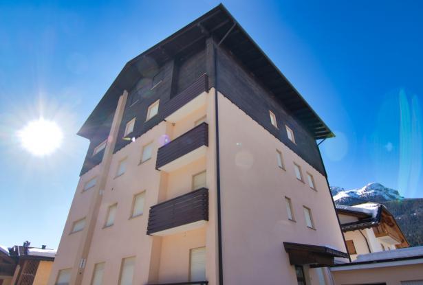 Andalo, large three-bedroom flat 1