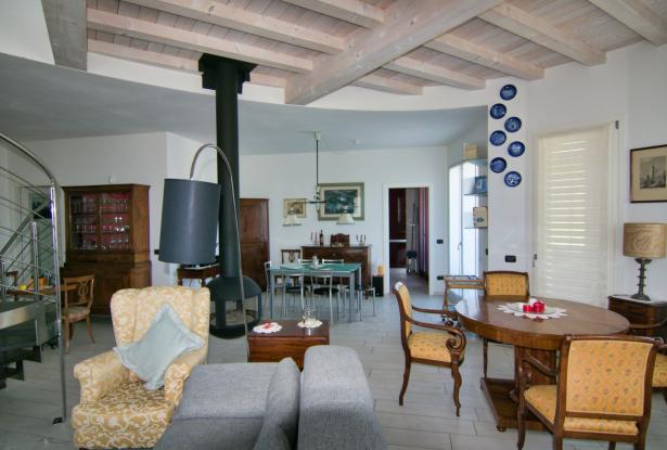Savignano sul Panaro, Living modern in generous spaces 10