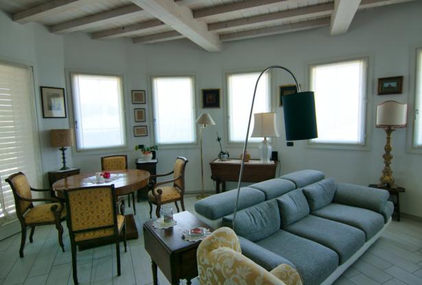 Savignano sul Panaro, Living modern in generous spaces 11