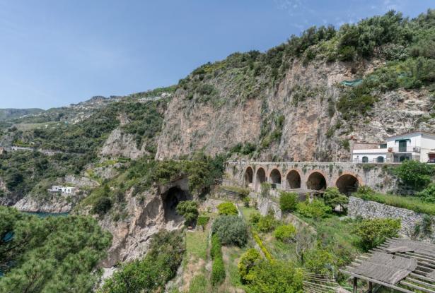 Amalfi Coast- Conca dei Marini (SA), unique townhouse with private access to the sea. Ref.02n 12