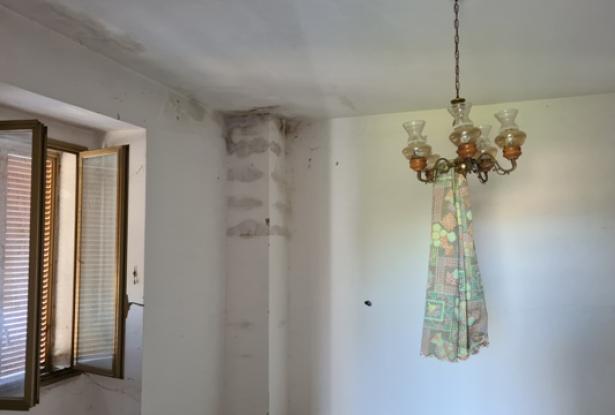 Beach condo, 3km to the coastline, partially built with garden, terrace and open views. 8