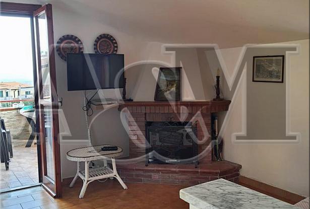 2 attic unified very well maintained 6