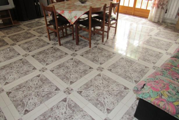 Complete block of 3 nicely finished flats with 300sqm of garden in a panoramic and peaceful Spot. 7