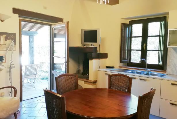Apartment on two levels with garden and swimming pool near Castelfalfi 7