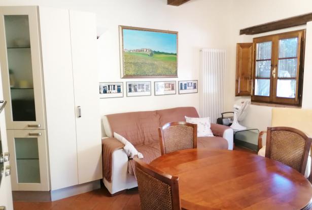 Apartment on two levels with garden and swimming pool near Castelfalfi 9