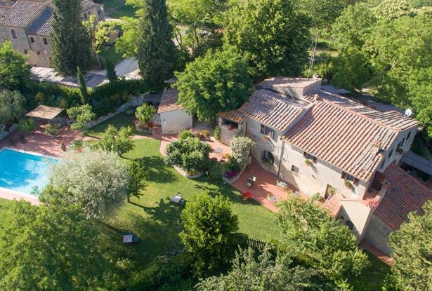 Large house with swimming pool and garden, San Gimignano 1