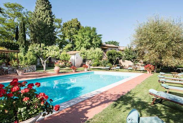Large house with swimming pool and garden, San Gimignano 3