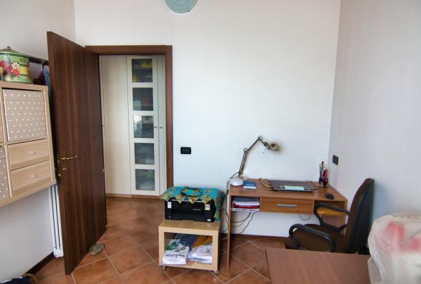 Zocca, ground floor flat with garden 28