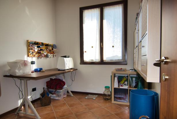 Zocca, ground floor flat with garden 25
