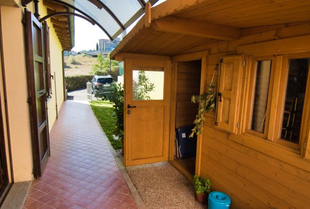 Zocca, ground floor flat with garden 46