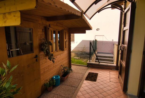 Zocca, ground floor flat with garden 47