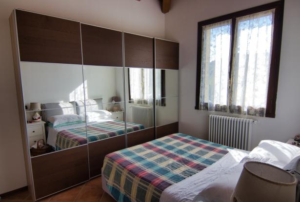 Zocca, ground floor flat with garden 32