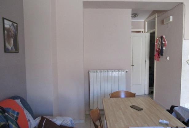 Town house divided into 2 habitable apartments with amazing views and sun terrace. 8