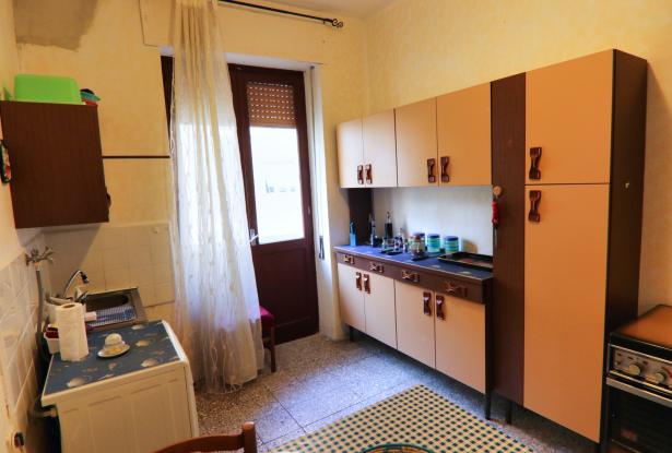 Sassari, three-rooms for investment or living? 36