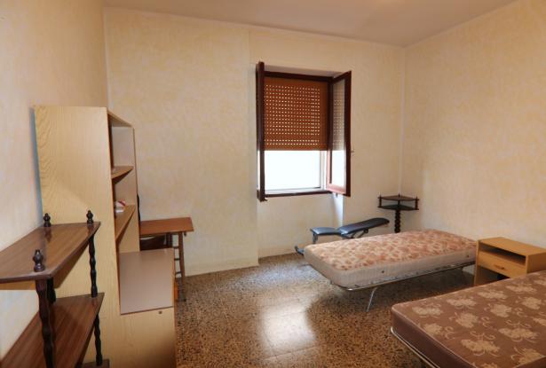 Sassari, three-rooms for investment or living? 18