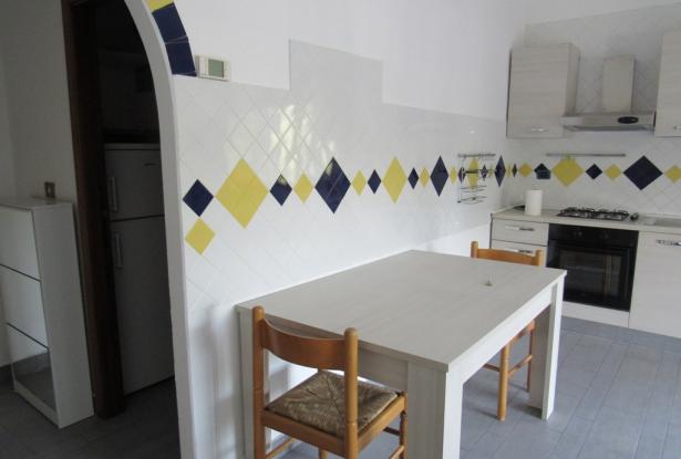 Nicely renovated studio flat on the first floor in a lively, modern part of historic Guardiagrele. 6