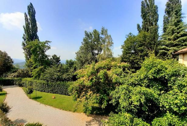 Exquisite Langhe country estate, with park / ALN022 29