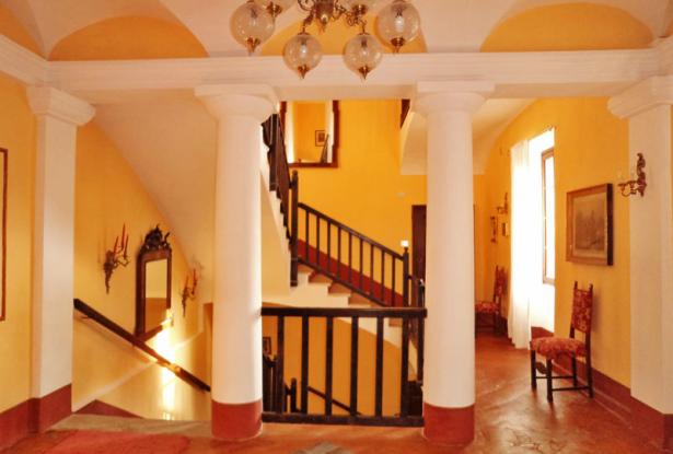 Exquisite Langhe country estate, with park / ALN022 21